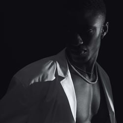 CD, Shooting Concept, Styling: Michael Meise, Photography: Oliver Moscher, Model: Fiifi A. Sarpong M4 Models