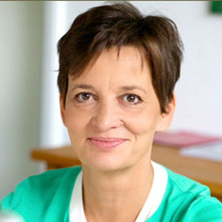 Susanne Bayer