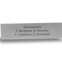 Klingelschild aus Edelstahl mit CNC Tiefengravur