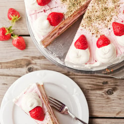 Food – Himbeersahne und Biskuit