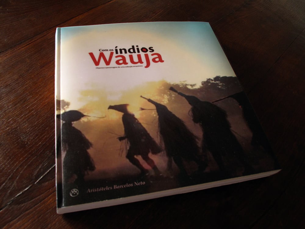 Creation of a catalog for an existing exhibition of the Ethnological Museum of Lisbon.