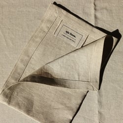 Nju Linen Branding – Textillabel, Etikett mit Branding / Logo