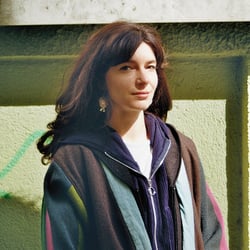Between Green // Urban Colorful Analog 35mm Portrait