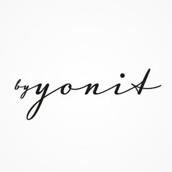 Logo byYonit