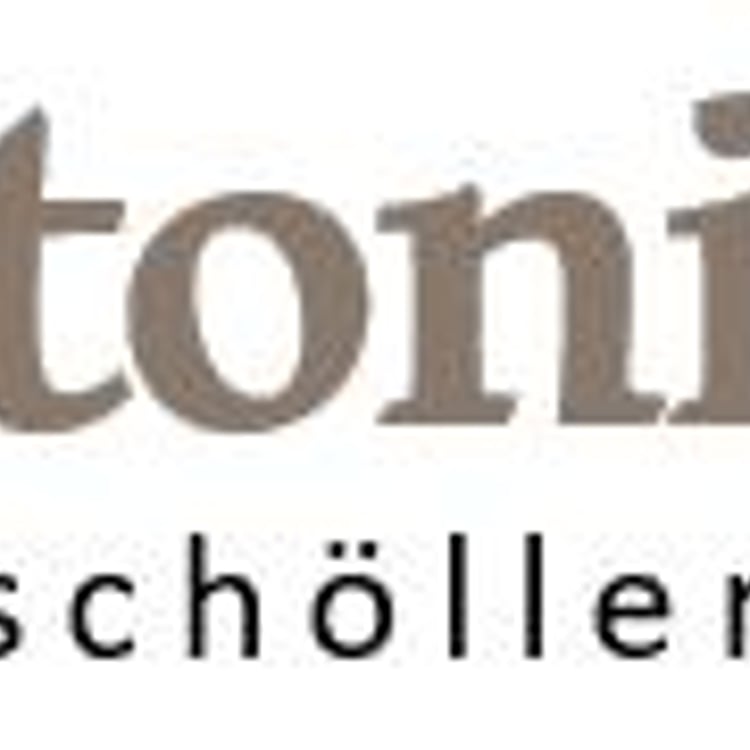 Toni Schöller