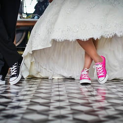 Junges Hochzeitspaar