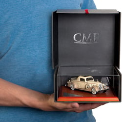 CMF schwarz