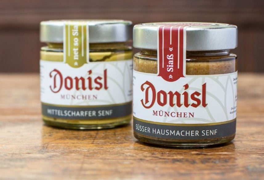 Etiketten für den Donisl Senf