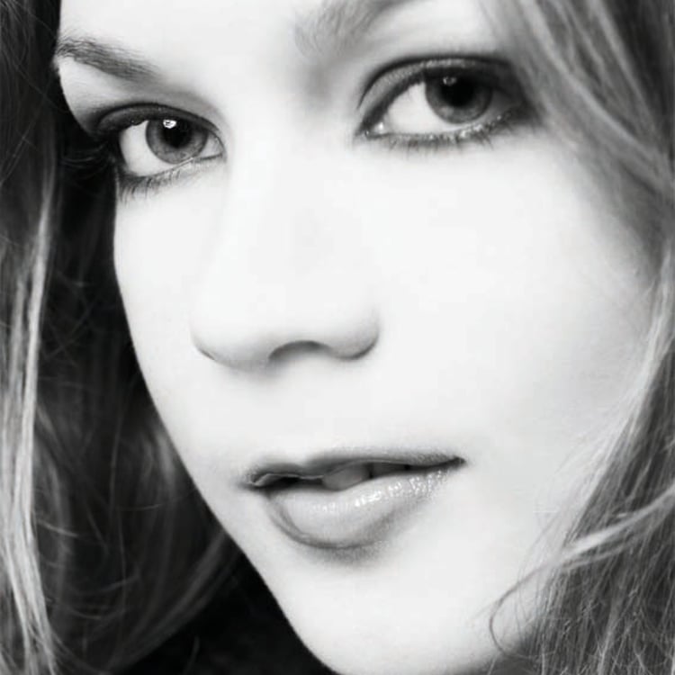 Elena Heschke