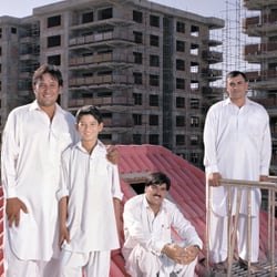 Afghanistan / Hoffnungsträger – Baulöwen