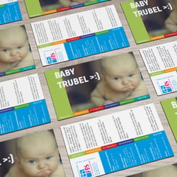 grafikspiegel-diakonie-wesel-postkarte-baby-trubel