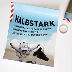 Theaterfestival HALBSTARK, Plakat