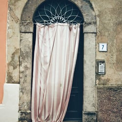 CURTAIN – 35mm ANALOG SHOT