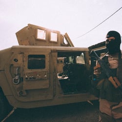 Peshmerga fighter