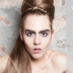 Konzeption und Gestaltung werblicher Maßnahmen für die Modedesignerin Angela Marion Stöckel