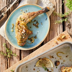 Marius Prions Photo FOOD / Lemon, Garlic, Lime, Salt, Chicken