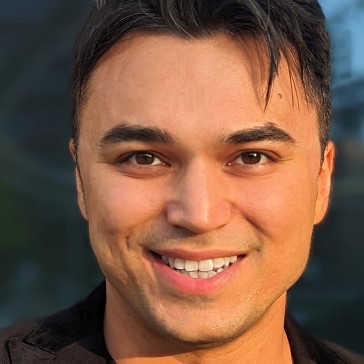 Emal Mahdi