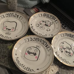 Porzellanteller-Geschenke..
