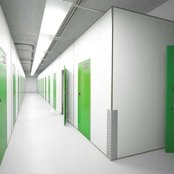 3D-VISUALISIERUNG-SELFSTORAGE Interior Lagerboxen