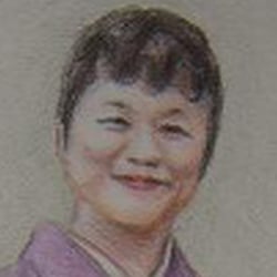 Japanische Dame im Straßenkimono    Buntstifte auf Malkarton