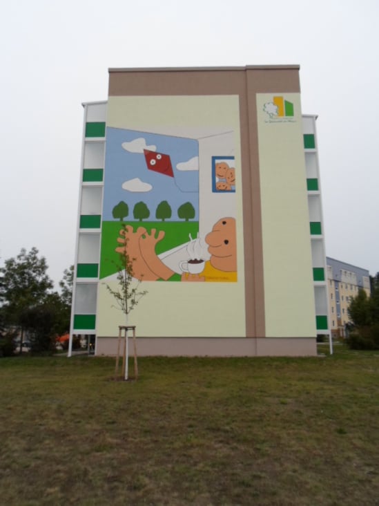 Großbild – Mann am Balkon, nach Vorgabe