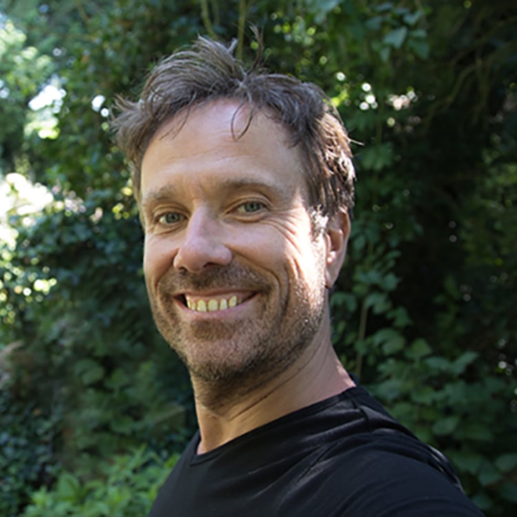 Adams van Aken