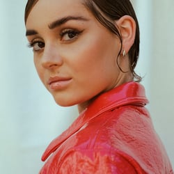 Isabell Niederländer Inka Ferbert Hannah Rombach Styling MarieClaireHihn Kunde Agentur 072022 (3)