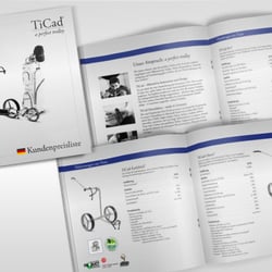 Preisliste, 16 Seiten, quadratisch, erscheint neben der deutschen Version auch auf Englisch und Französisch