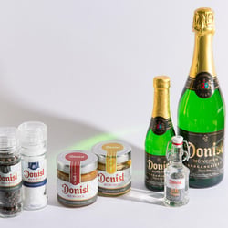 Diverse Etiketten für Donisl Produkte