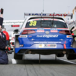 Florian Thoma in der TCR Germany