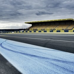 A Racetrack backplate by MAGROUND
