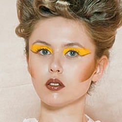 Idea, Make up & Hairstyling by Valerie Claire Bodeux; Photographer: Paul Gisbrecht