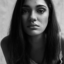 Nilam Farooq