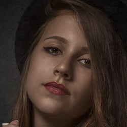 Viktoria/01