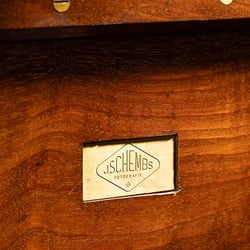 Johannes Schembs Fotografie — Branding & Engraving