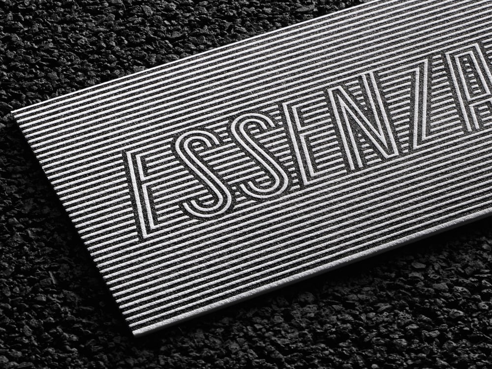 Essenza – The Essence of Motorcycles