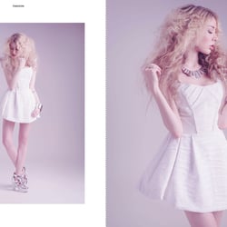 Moon & Moon  Fotograf & Retouch: Hart Worx  Model: Nadine-Alyana @ Model Pool Hannah @ Modeldistrict  Fashion: Mareen B