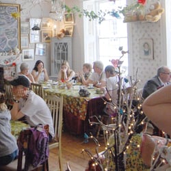 quirky café