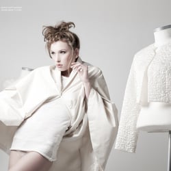 Fashion: Martta Jansson / Model: Sophie L. – IZIAO