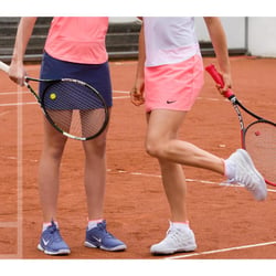 Katalog Nike 2018 – Nike Court Team Wear
