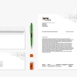 Laptop Nonstop – Stationary Mockup