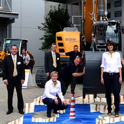 Eröffnungsfeier Liebherr in Berlin / 3D Straßenm. auf PVC