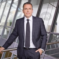 Portraitfotografie  Portrait Businessportrait Mitarbeiterfoto