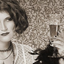 20er Jahre Shooting Fotograf*Blendwerk Freiburg* Modell *Jaye*