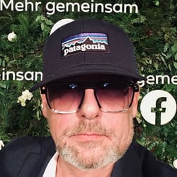 Facebook weihnachtsgala