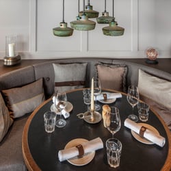 Interieuraufnahmen Restaurant auf dem Gurten Bern – Schneider AG