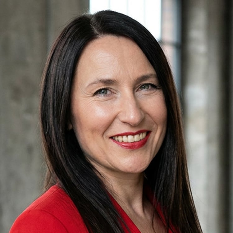 Claudia Stegfellner