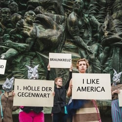 CANTOS – AND AMERICA LIKES ME – 2013