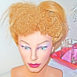 Blond Bizarr