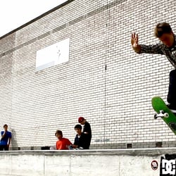 Leo Smith, tall fs blunt.